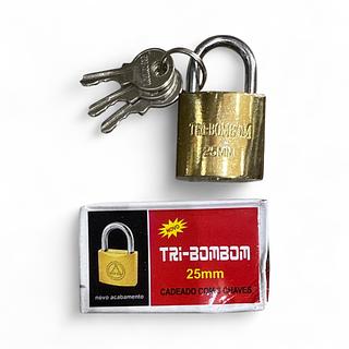 ￼01 Unidade De Cadeado Com 3 Chaves Tamanho 25MM