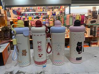 Copo infantil com canudo (50pçsX30=1500)